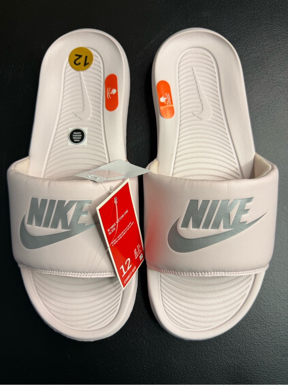 Nike Victori One Slides Women’s Size 12 Barely Rose Metallic Silver NWT